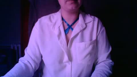 Snapshot of vitaminka134402 chatting on June 27, 8:36 pm vitaminka134402 online show from June 27, 8:36 pm
