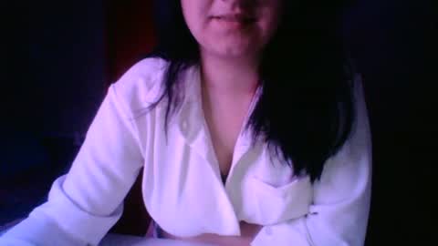 Snapshot of vitaminka134402 chatting on July 22, 9:17 pm vitaminka134402 online show from July 22, 9:17 pm