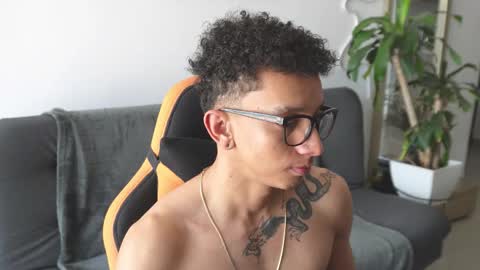 VITO BENZ online show from November 29, 2:20 pm