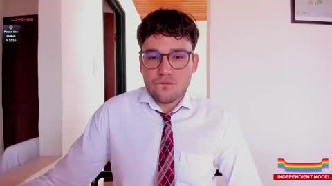 Vito Ferrer online show from September 9, 6:29 pm