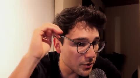 Vito Ferrer online show from September 24, 11:52 pm