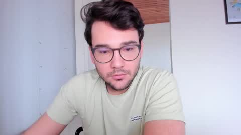 Vito Ferrer online show from February 7, 11:58 am