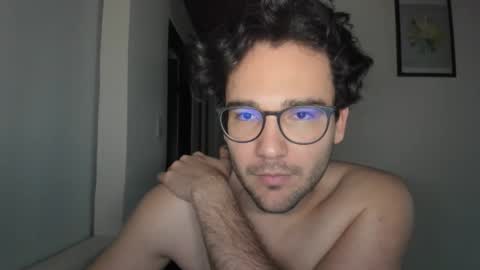 Vito Ferrer online show from March 10, 5:34 am