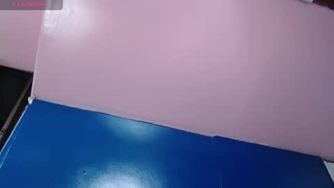 Snapshot of vitoria23_ chatting on November 18, 1:59 pm victoria 3 online show from November 18, 1:59 pm