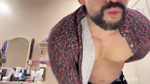 vitto_hammer5758 online show from March 5, 11:56 pm