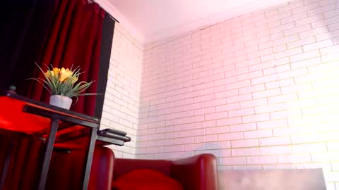  1126 online show from March 13, 8:26 pm