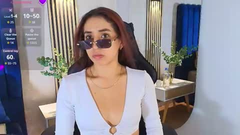 Snapshot of vittoria_conti_ chatting on July 11, 6:10 pm vittoria online show from July 11, 6:10 pm