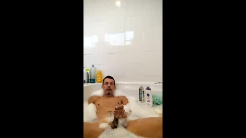 Snapshot of vitus56595314 chatting on April 4, 4:04 pm vitus56595314 online show from April 4, 4:04 pm
