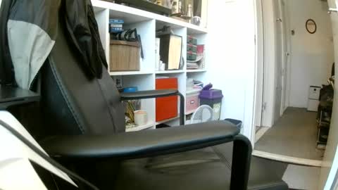 Snapshot of vitus56595314 chatting on May 13, 10:56 am vitus56595314 online show from May 13, 10:56 am
