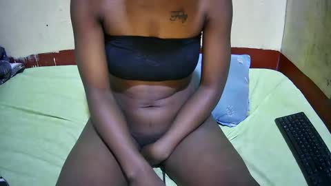 Snapshot of viva_sweet chatting on April 17, 3:59 pm viva_sweet online show from April 17, 3:59 pm