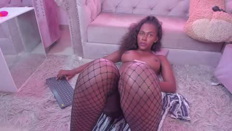 vivi cooper online show from December 3, 7:55 pm