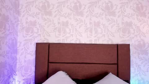 Vivi online show from July 5, 5:03 am