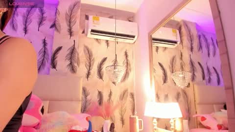 Snapshot of vivi_prinncess chatting on November 2, 10:34 pm Viviana online show from November 2, 10:34 pm