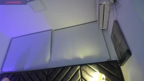 Viviana  online show from January 18, 11:41 pm