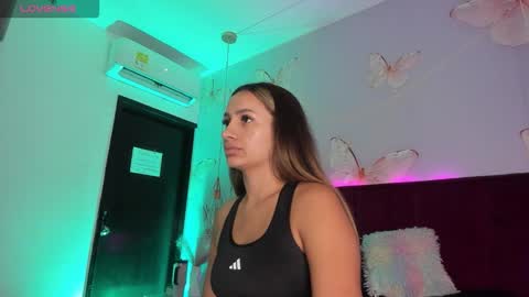 Viviana  online show from March 3, 12:28 am