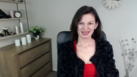 Vivian online show from December 30, 3:57 pm