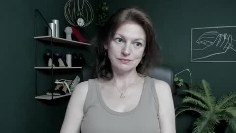 Vivian online show from July 6, 5:48 am