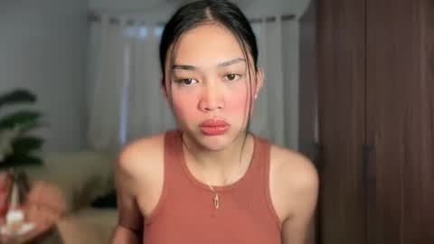 Snapshot of vivian_roberts chatting on May 17, 12:41 am Vivian online show from May 17, 12:41 am