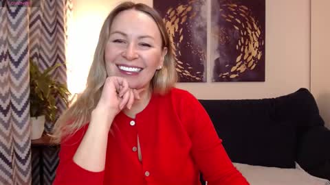 Vivian online show from December 2, 4:35 pm