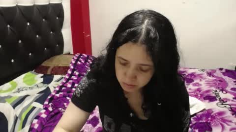 Snapshot of vivian_walt_ chatting on September 25, 5:22 am melissa online show from September 25, 5:22 am