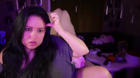 Snapshot of vivianaortega chatting on November 2, 7:00 am Vivi online show from November 2, 7:00 am