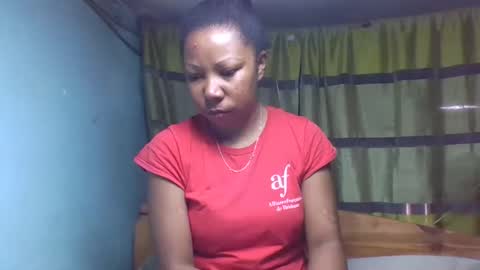 Snapshot of viviane0812 chatting on October 22, 9:42 am viviane0812 online show from October 22, 9:42 am