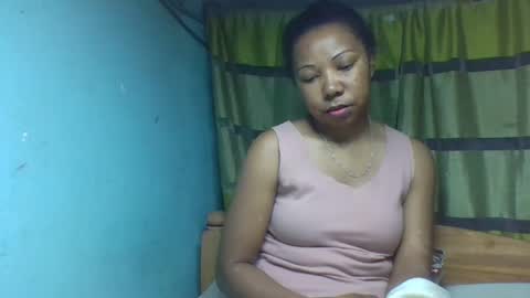 Snapshot of viviane0812 chatting on October 28, 4:31 pm viviane0812 online show from October 28, 4:31 pm