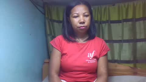 Snapshot of viviane0812 chatting on October 31, 11:50 pm viviane0812 online show from October 31, 11:50 pm