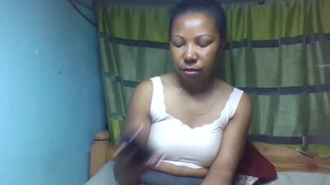 Snapshot of viviane0812 chatting on November 7, 1:44 pm viviane0812 online show from November 7, 1:44 pm