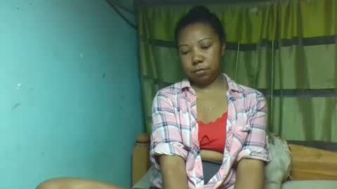 Snapshot of viviane0812 chatting on November 19, 7:03 pm viviane0812 online show from November 19, 7:03 pm