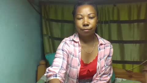 viviane0812 online show from February 14, 5:53 pm