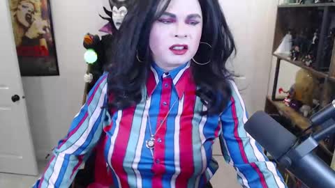 Snapshot of vivianfrost chatting on September 18, 3:47 pm VivianFrosty online show from September 18, 3:47 pm