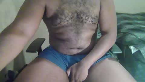 Snapshot of vividerblock45 chatting on October 31, 3:35 pm youngbbc538 online show from October 31, 3:35 pm