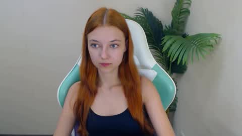 Snapshot of vivien_leight chatting on September 30, 6:24 pm Vivien online show from September 30, 6:24 pm