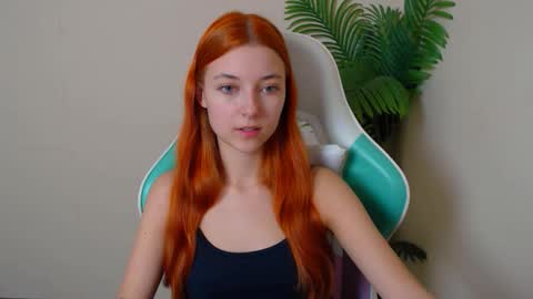 Snapshot of vivien_leight chatting on November 12, 6:30 pm Vivien online show from November 12, 6:30 pm