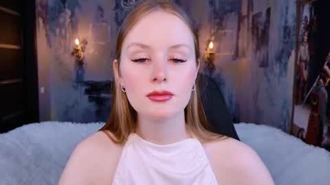 Snapshot of vivienleeigh chatting on November 29, 1:25 pm Vivien online show from November 29, 1:25 pm