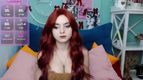 Snapshot of viviennero chatting on December 18, 5:46 am Mary online show from December 18, 5:46 am