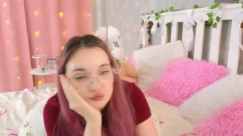 Snapshot of vivyboo111 chatting on May 8, 8:14 pm vivyboo111 online show from May 8, 8:14 pm