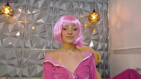Snapshot of vixen_flutter chatting on March 26, 12:00 pm Vixen online show from March 26, 12:00 pm
