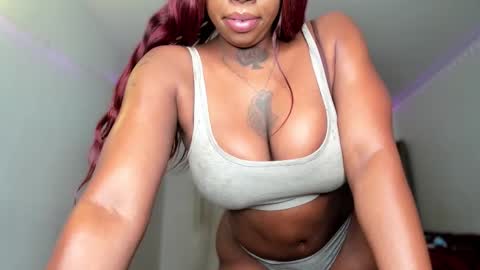 Snapshot of vixen_sasha chatting on December 15, 10:47 pm Sasha Malone online show from December 15, 10:47 pm