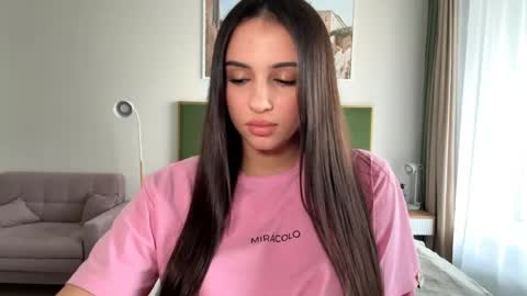 Miss Mia online show from May 27, 1:08 pm