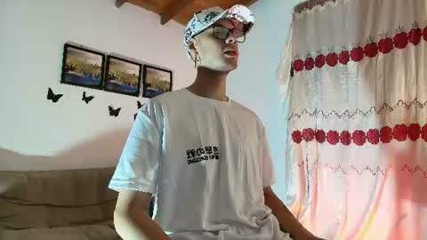 Vlad online show from June 17, 3:42 am