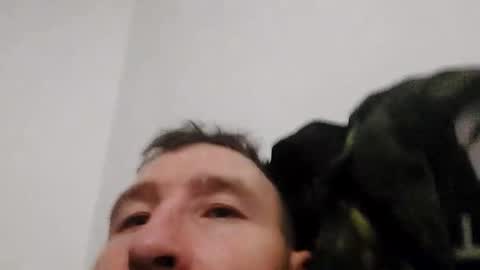 Snapshot of vladumyr chatting on December 20, 10:28 pm vladumyr online show from December 20, 10:28 pm