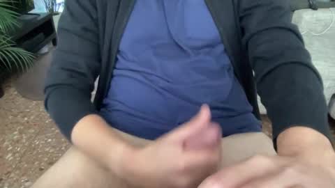 Snapshot of vndercamsell chatting on November 18, 10:31 am playtoguetherlove online show from November 18, 10:31 am