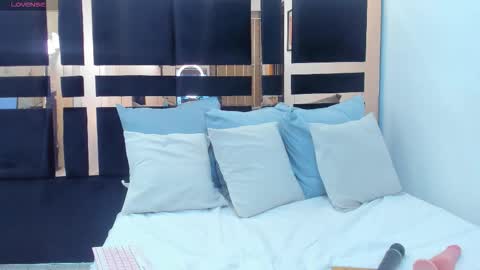 Lisa online show from December 13, 8:47 pm