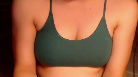 voltezfive online show from June 17, 12:02 am