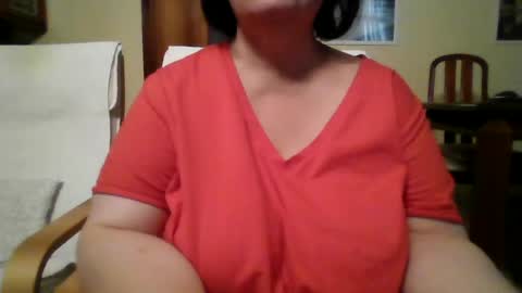 Snapshot of voluptuosaxl chatting on July 19, 8:29 am Mary online show from July 19, 8:29 am