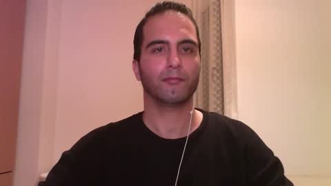 Snapshot of volve5 chatting on February 14, 11:53 pm volve5 online show from February 14, 11:53 pm