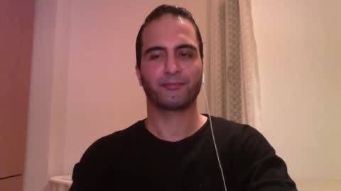 Snapshot of volve5 chatting on February 17, 10:36 pm volve5 online show from February 17, 10:36 pm