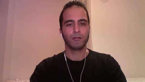 Snapshot of volve5 chatting on February 1, 6:39 pm volve5 online show from February 1, 6:39 pm